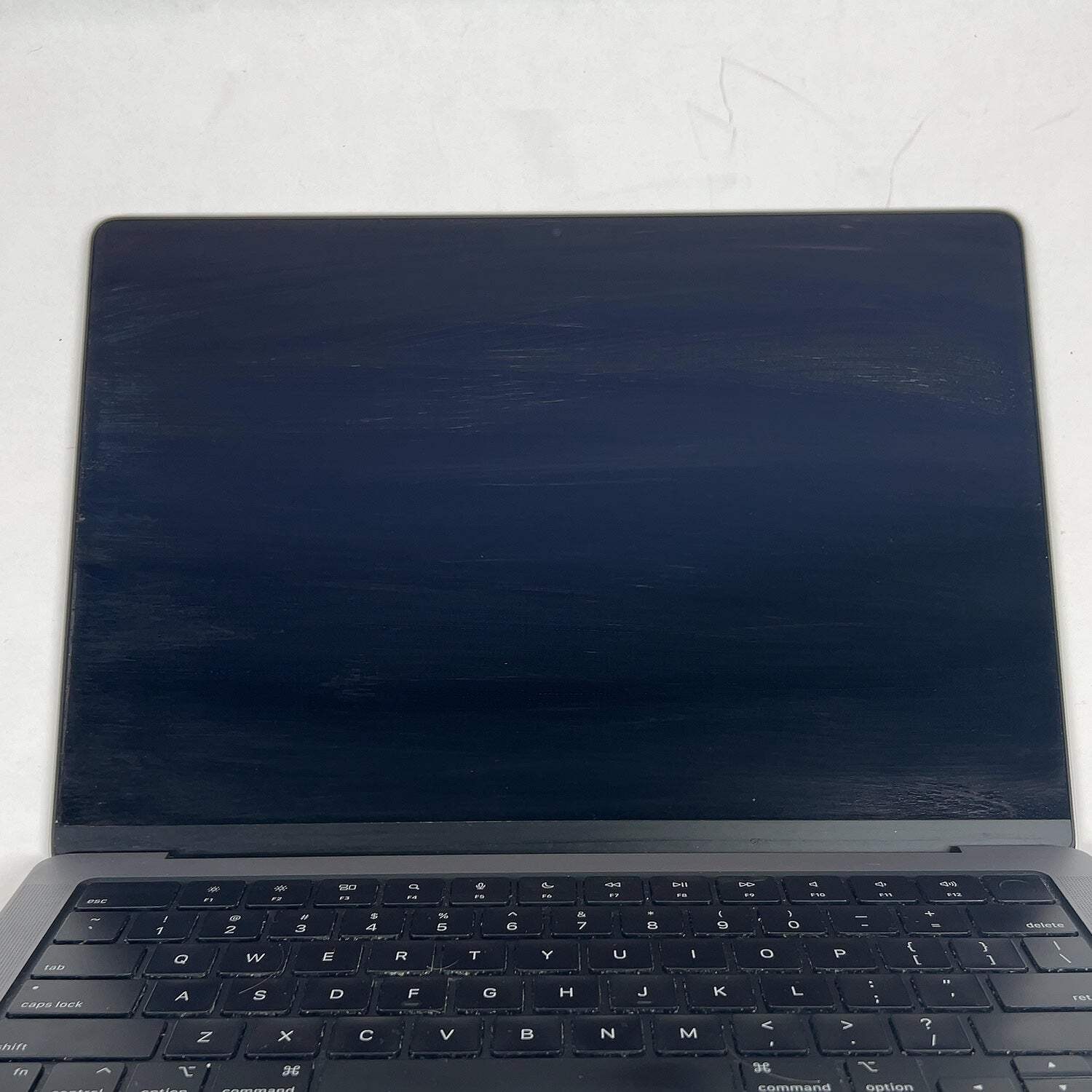 2021 Apple MacBook Pro 14″ M1 Pro 16C GPU 3.2GHz 16GB RAM 512GB SSD MKGP3LL/A