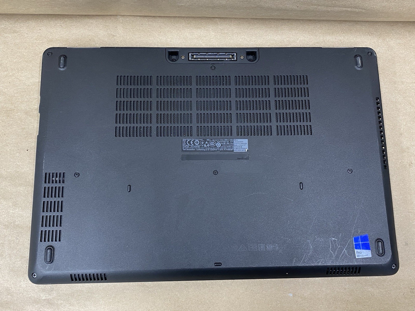 Dell Latitude E5570 1920×1080 – i7-6600U – 8GB – 128GB SSD – Win 10 Pro READ