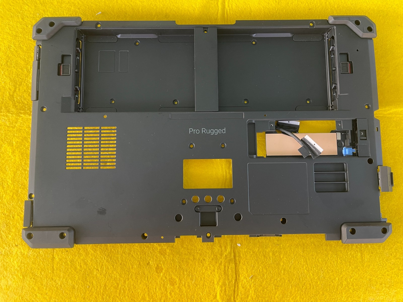 DELL Pro Rugged 14 BASE Cover 0fwkrw With Ssd Cover