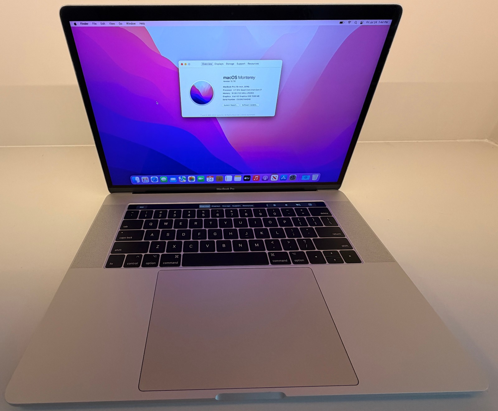 MacBook Pro 15″ 2016 – i7 2.7GHz, 16GB RAM, 1TB SSD, Radeon Pro 460 (Very Good)