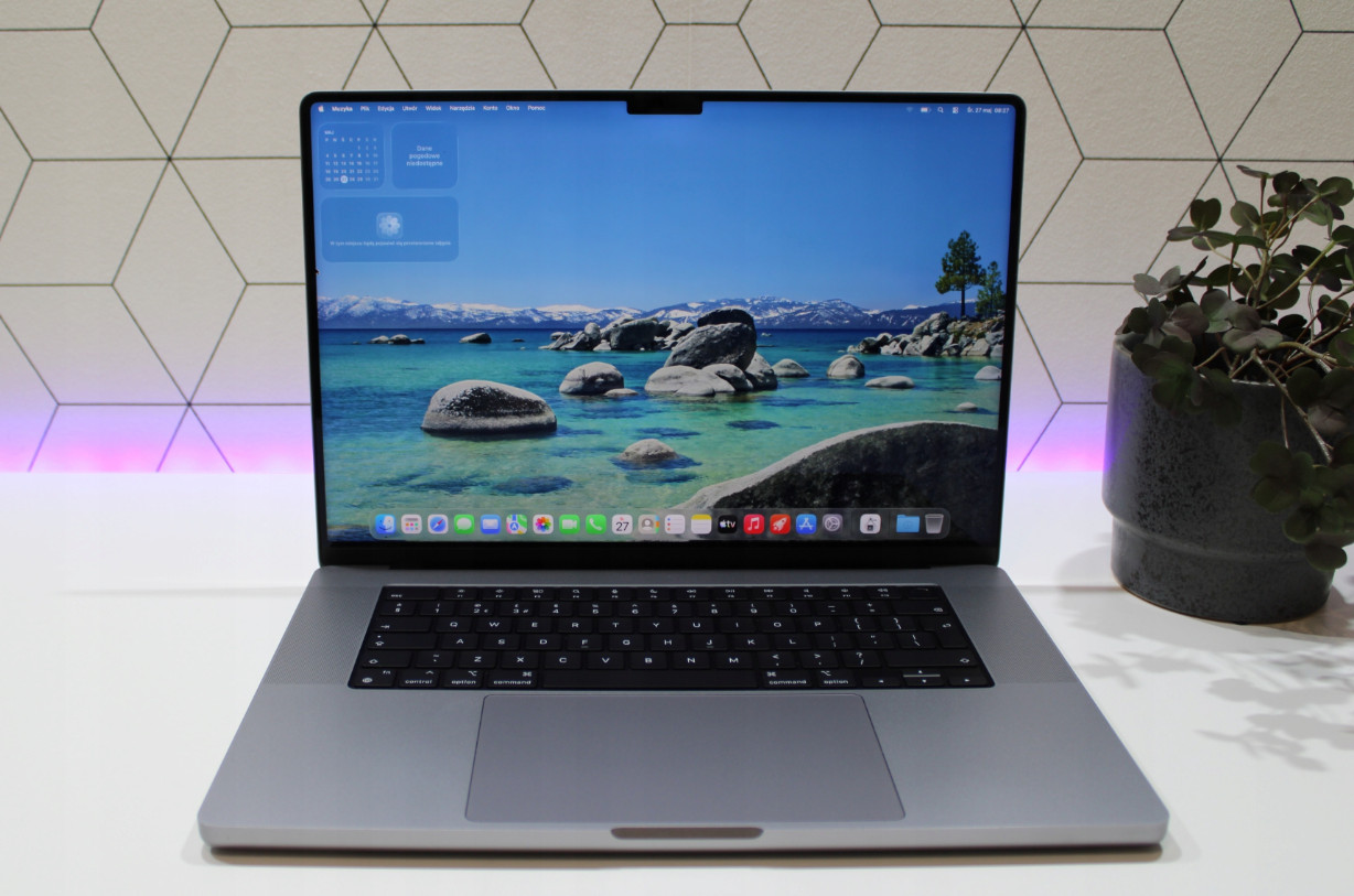 Apple MacBook Pro 16″ 2021 M1 Pro 10-Core GPU-16 16GB 512GB Tahoe 2025 EXCELLENT