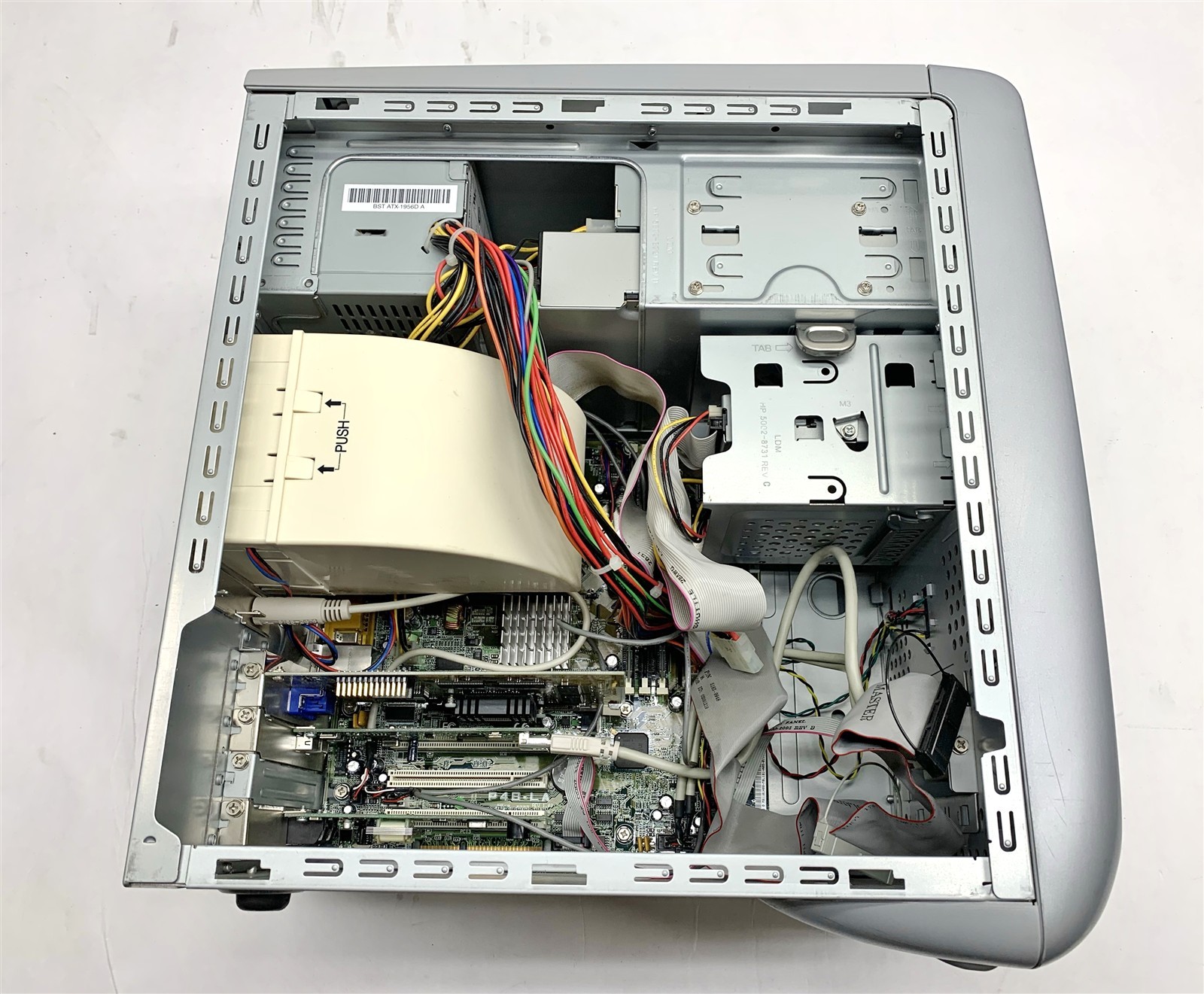 HP Pavilion 7955 Intel Pentium 4 1.5GHz 512MB NO/HDD Vintage PC V3800M Riva TNT2