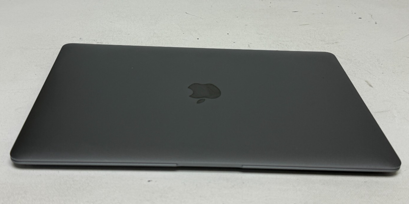 Apple MacBook Air 13.3″ (M1 8CPU/7GPU – 8GB RAM – 256GB SSD – MGN63LL/A)