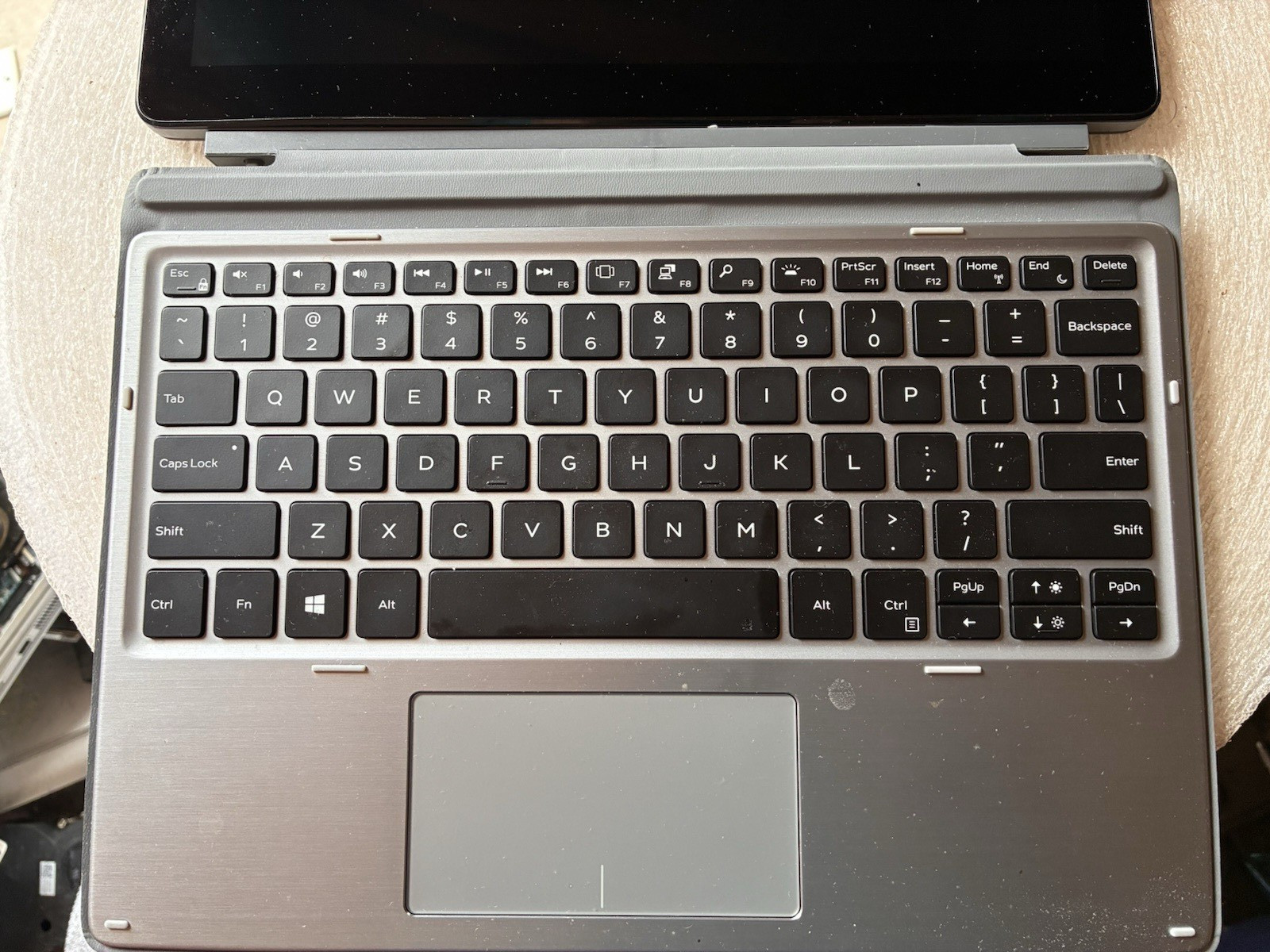 Dell Latitude 7200 2-in-1 Touchscreen i5-8250U 1.60 GHz 16GB RAM 256GB SSD Windo
