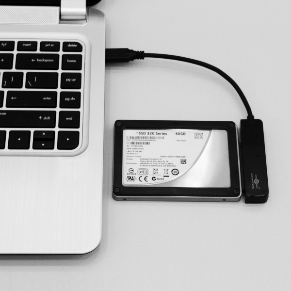 Vantec USB 3.1 Gen 2 Type-C 2.5″ SATA SSD/HDD Storage adapter