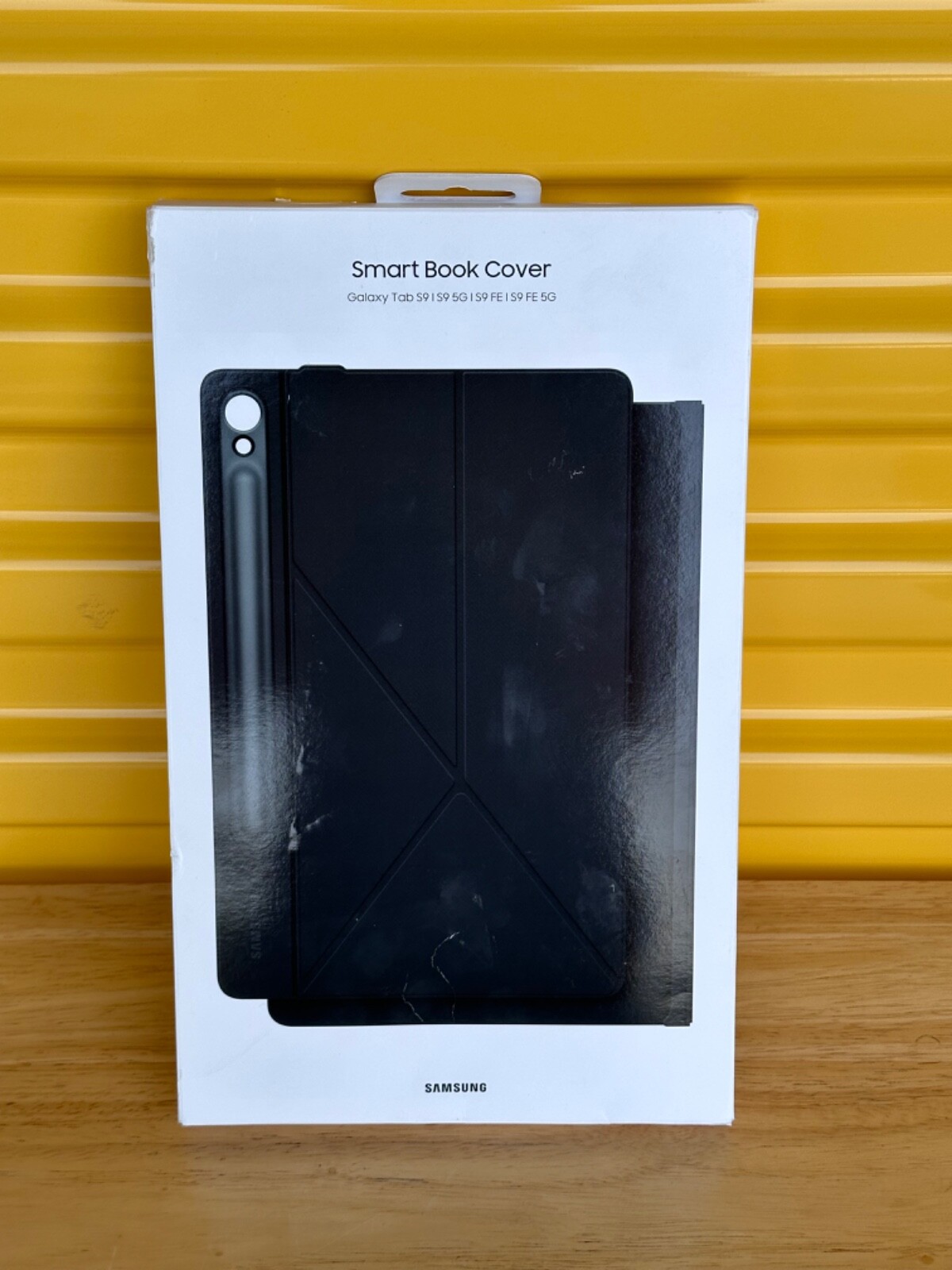 Samsung Galaxy Tab S9 Smart Book Cover Black EF-BX710PBEGUJ
