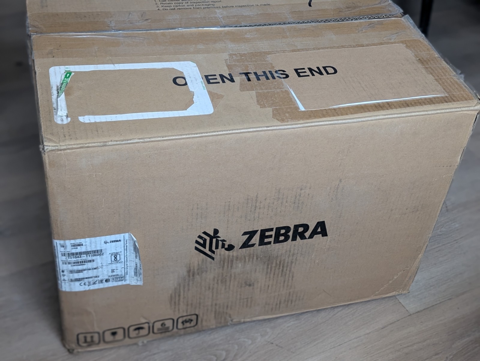 *New Old Stock* Zebra ZT51043-T210000Z ZT510 Industrial Thermal Label Printer