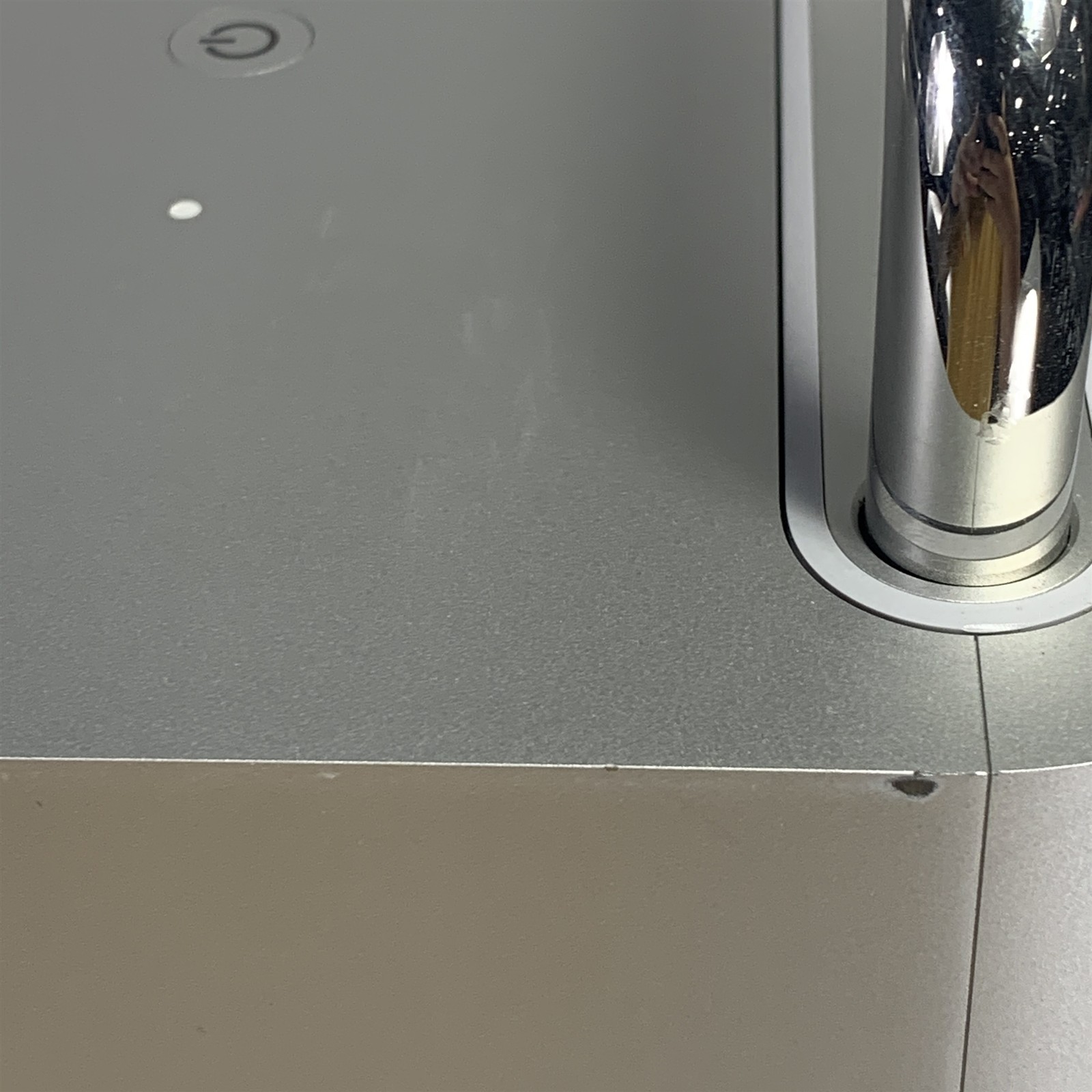 Apple A1991 Mac Pro (2019) Xeon W-3223 – 96GB – 1TB SSD – Radeon Pro W5500X