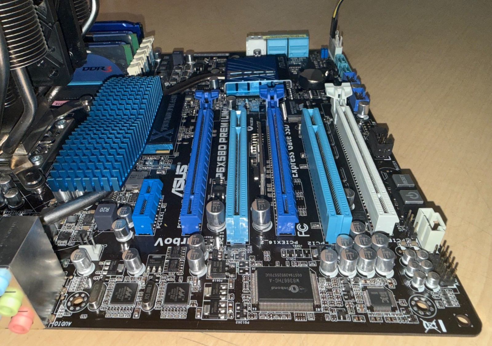 ASUS P6X58D Premium ATX LGA1366 Intel i7 CPU 950 @ 3.07GHz 16Gb DDR3 UDIMM RAM