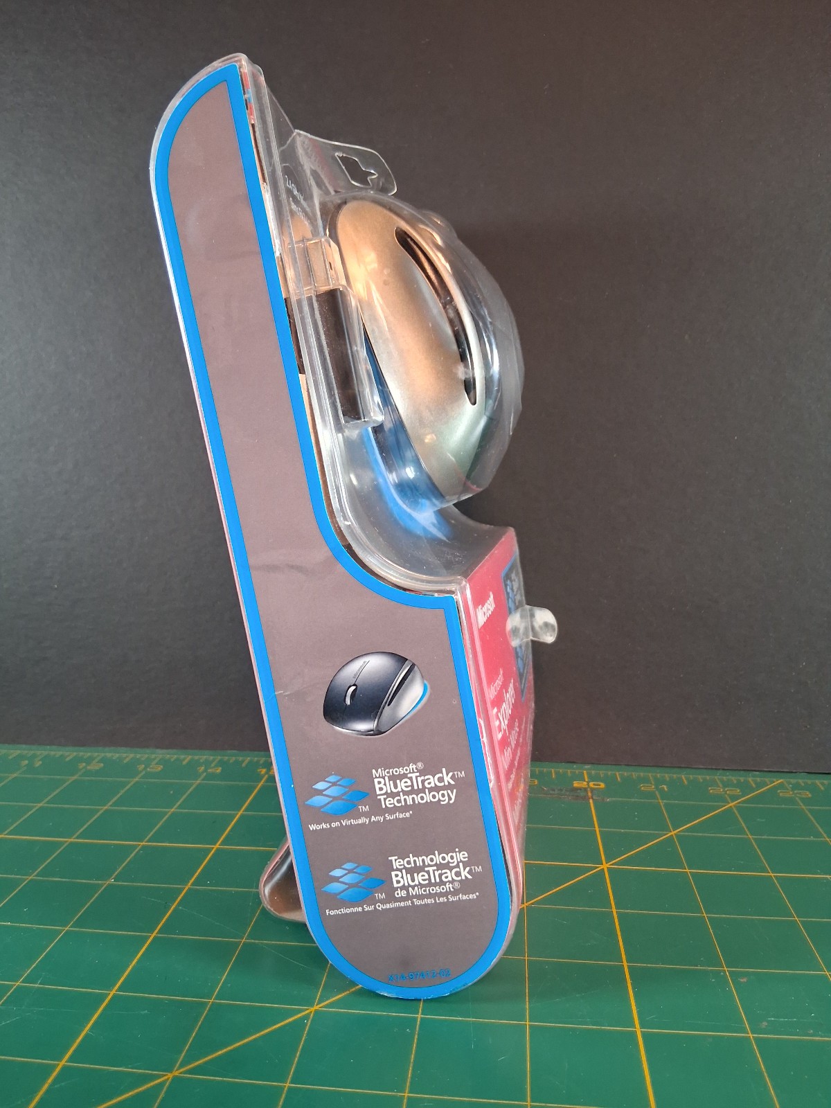 Microsoft Explorer Mini Mouse BlueTrack Technology 2.4GHz Wireless 1363 Vista XP