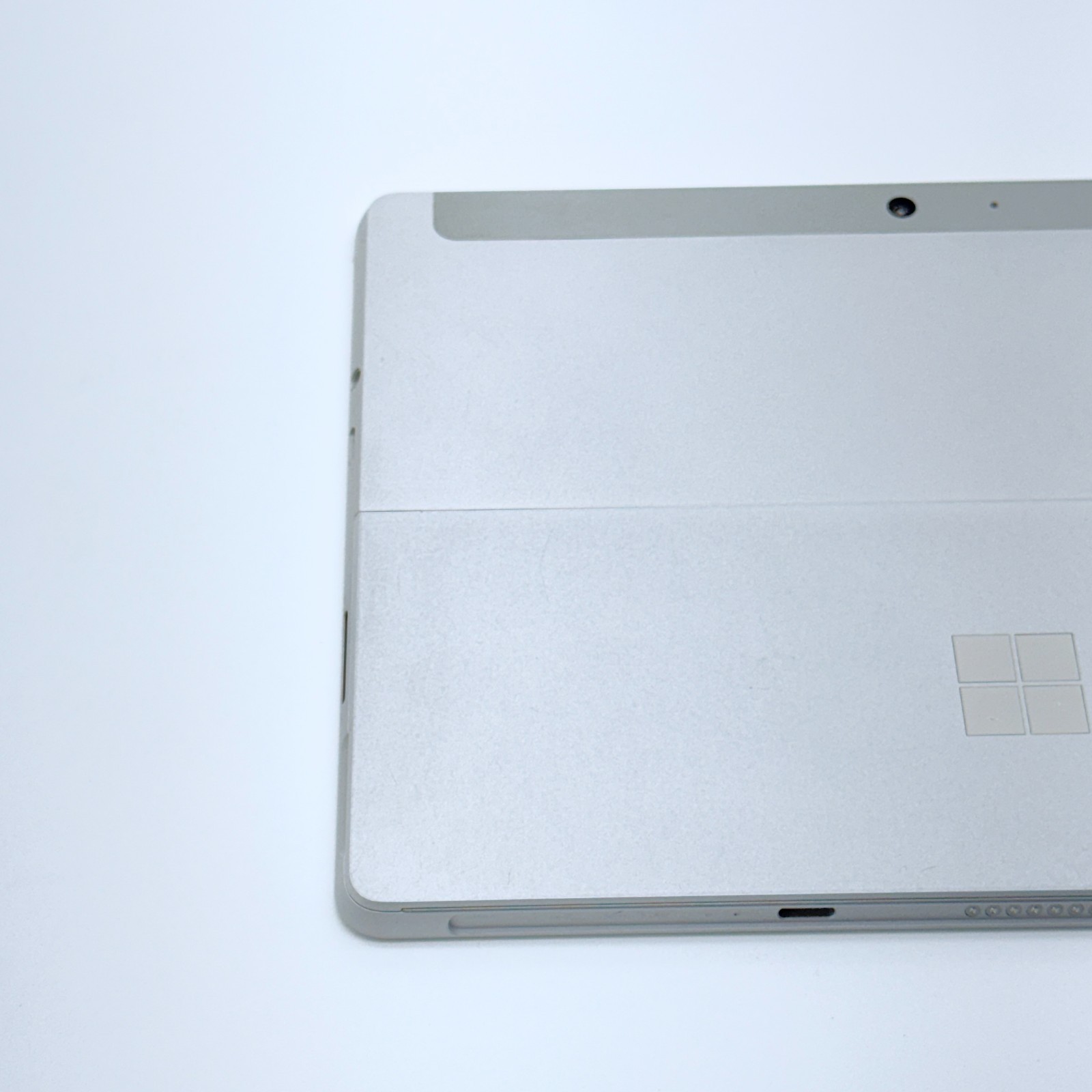 Microsoft Surface Go 2 Tablet Intel Core M3-8100Y 10.5″ 8GB RAM 128GB | Silver