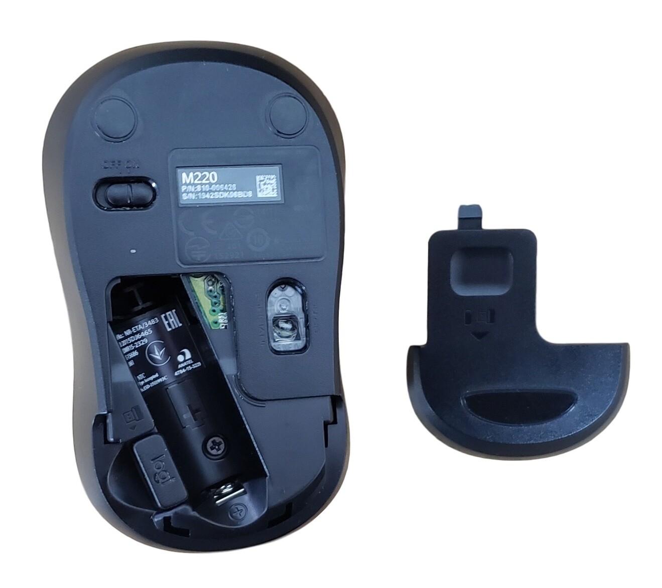 Logitech M220 Silent Mini Wireless Optical Mouse Quiet Small & USB Nano Receiver