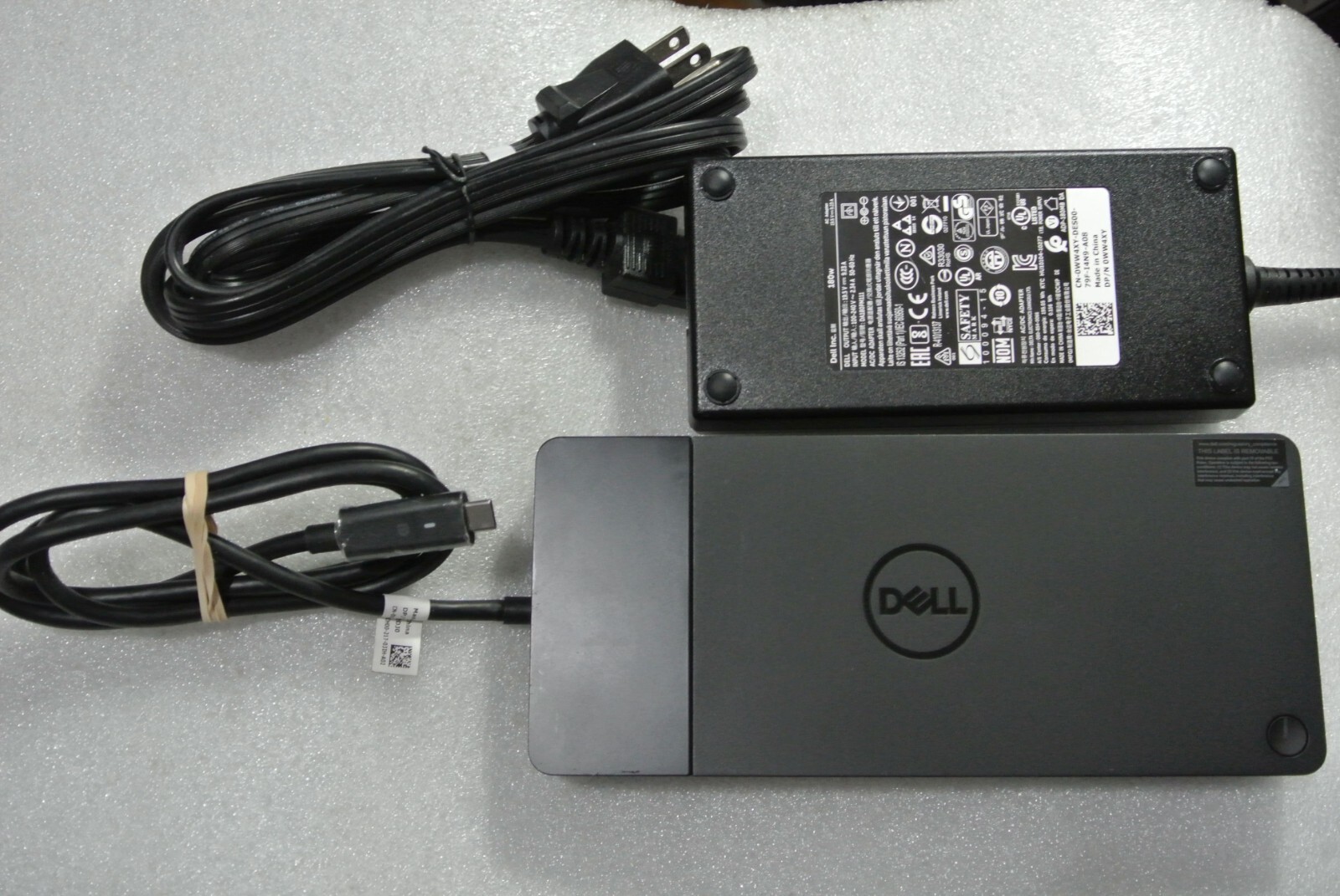 DELL WD19 USB-C 3.2 HDMI 2XDP USB 3.0 DOCKING STATION W/180W POWER SUPPLY