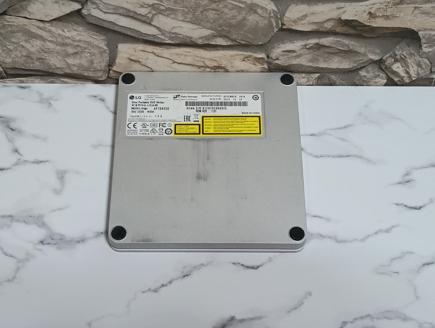 LG SuperMulti Blade Ultra Slim Portable DVD Writer ~ AP70NS50 ~ 2.0 ~ Works