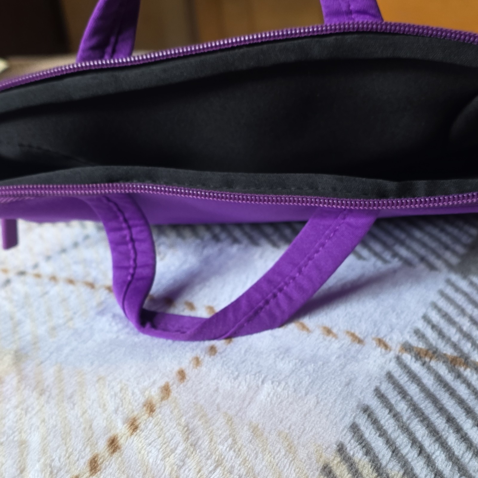 Purple Universal Tablet Sleeve/Pouch Case – Padded Zip-Around w/ Handle