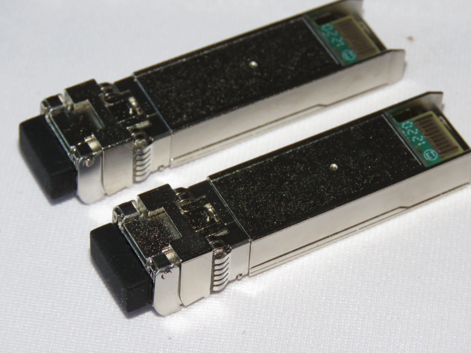 2Pcs Fortinet Transceiver Module FN-TRAN-SFP+SR SFP-10G-SR-85C Up to 550m 10Gbps
