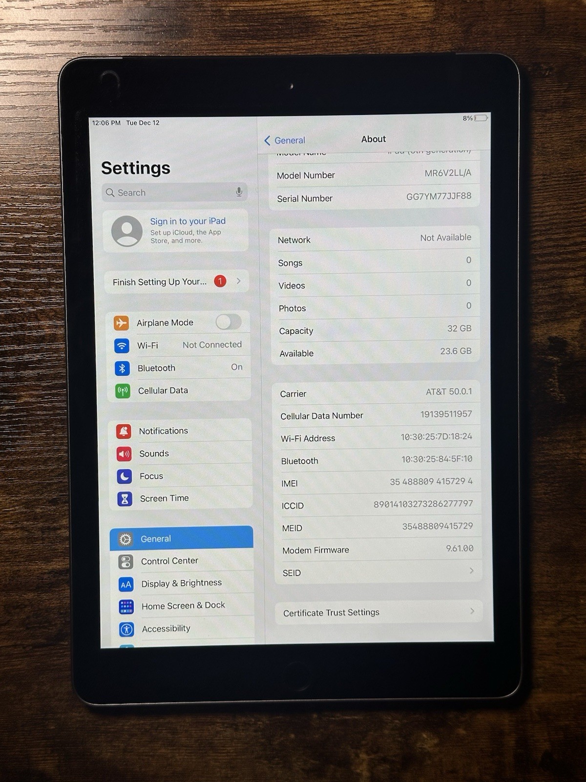 APPLE IPAD 6th GEN WIFI / CELLULAR 9.7″ GRAY – UNLOCKED- 32GB A1954