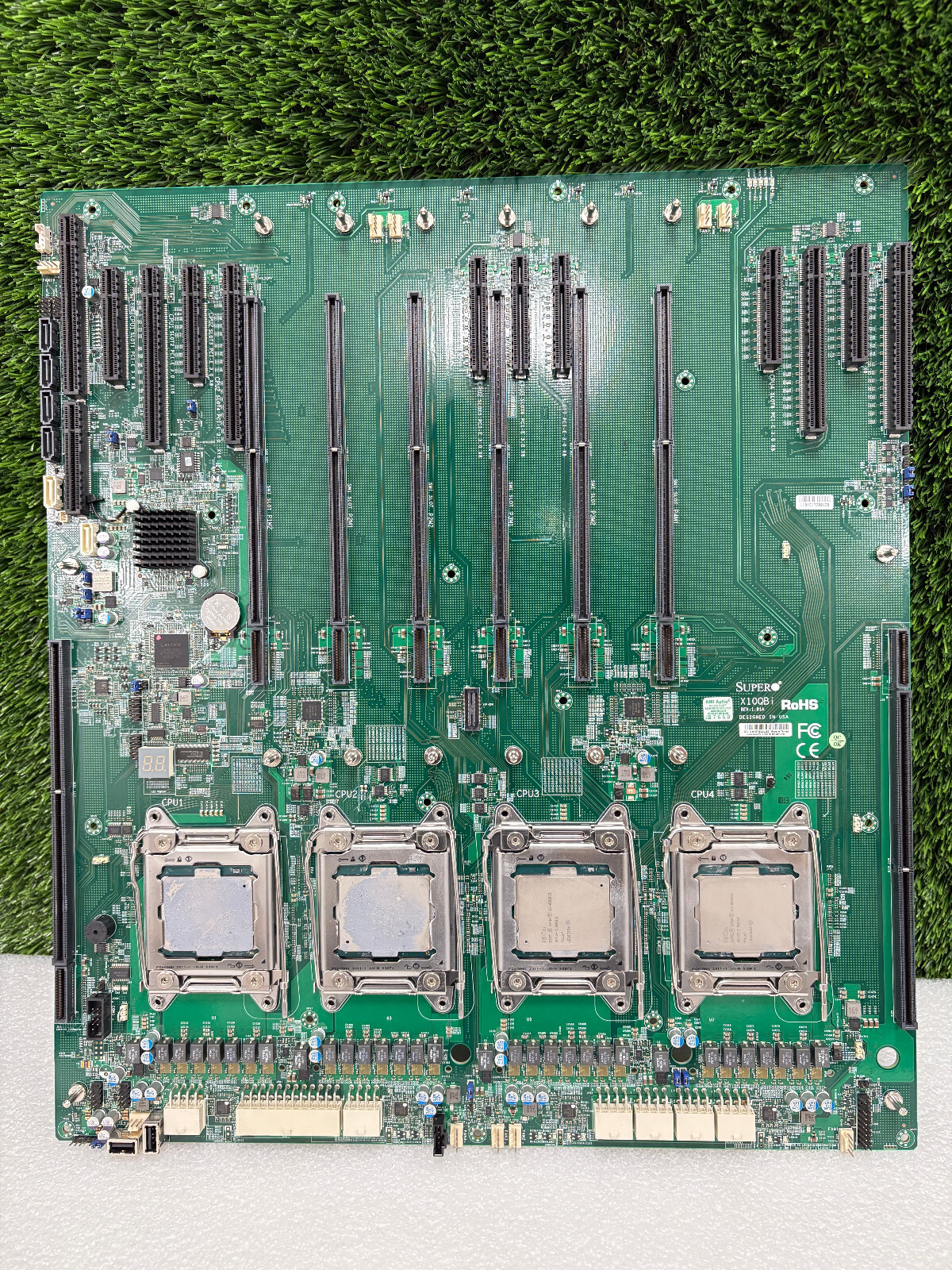 Supermicro X10QBi Quad CPU Socket R1 (LGA 2011) Motherboard w 4x Intel E7-4850