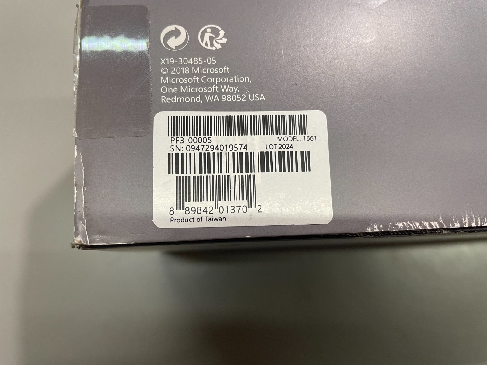 Microsoft 1661 Surface Dock W/AC ADAPTER CORD INCLUDED *SE