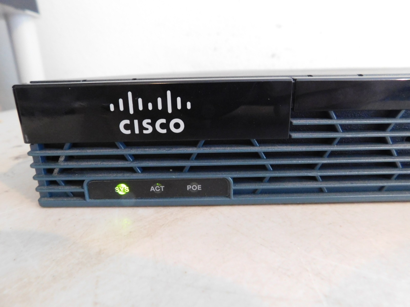 Cisco 2901/K9 V03 2900-Series Integrated Services Router