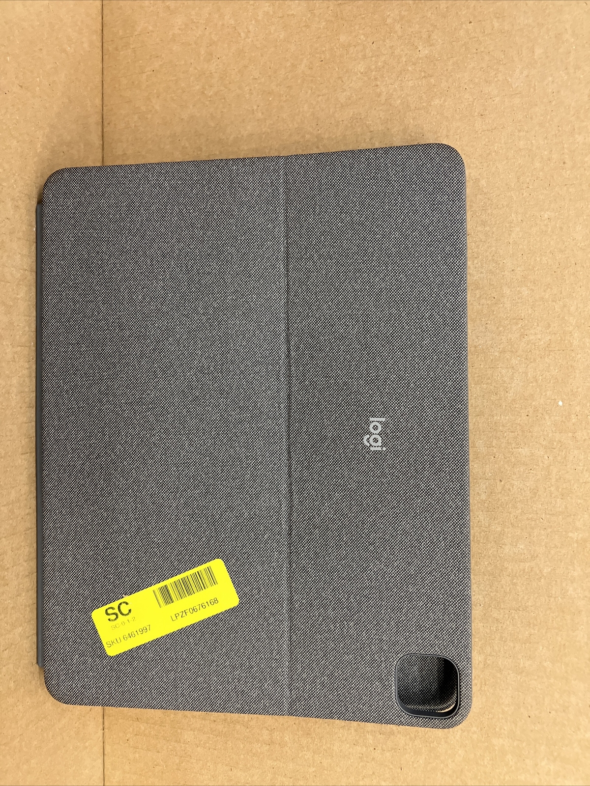 Logitech Combo Touch iPad Pro Keyboard Case for iPad Pro 12.9 5th Gen – USED!!