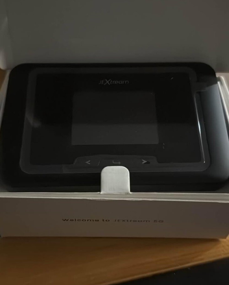 JEXtream JEX RG2100 5G Hotspot