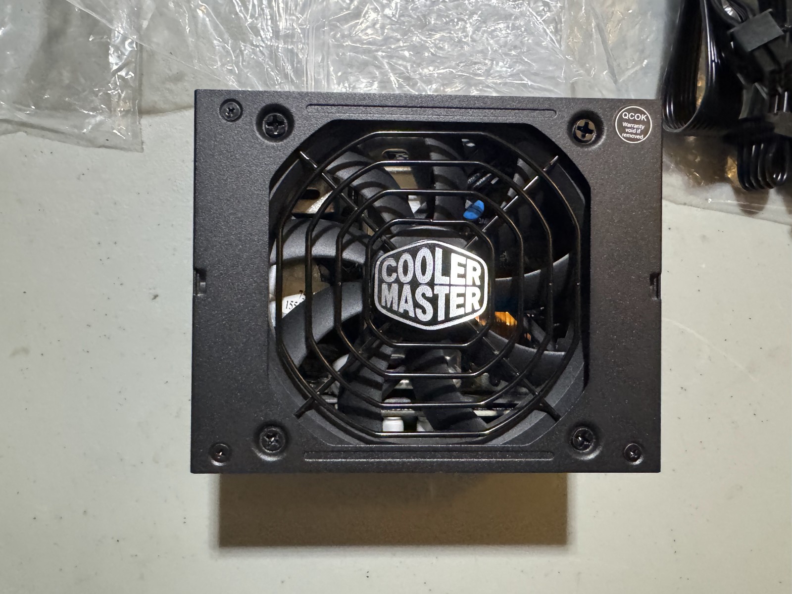 Cooler Master V SFX Gold 750W Modular PSU Black S/N MPY7501SFHAGV3U11252400177