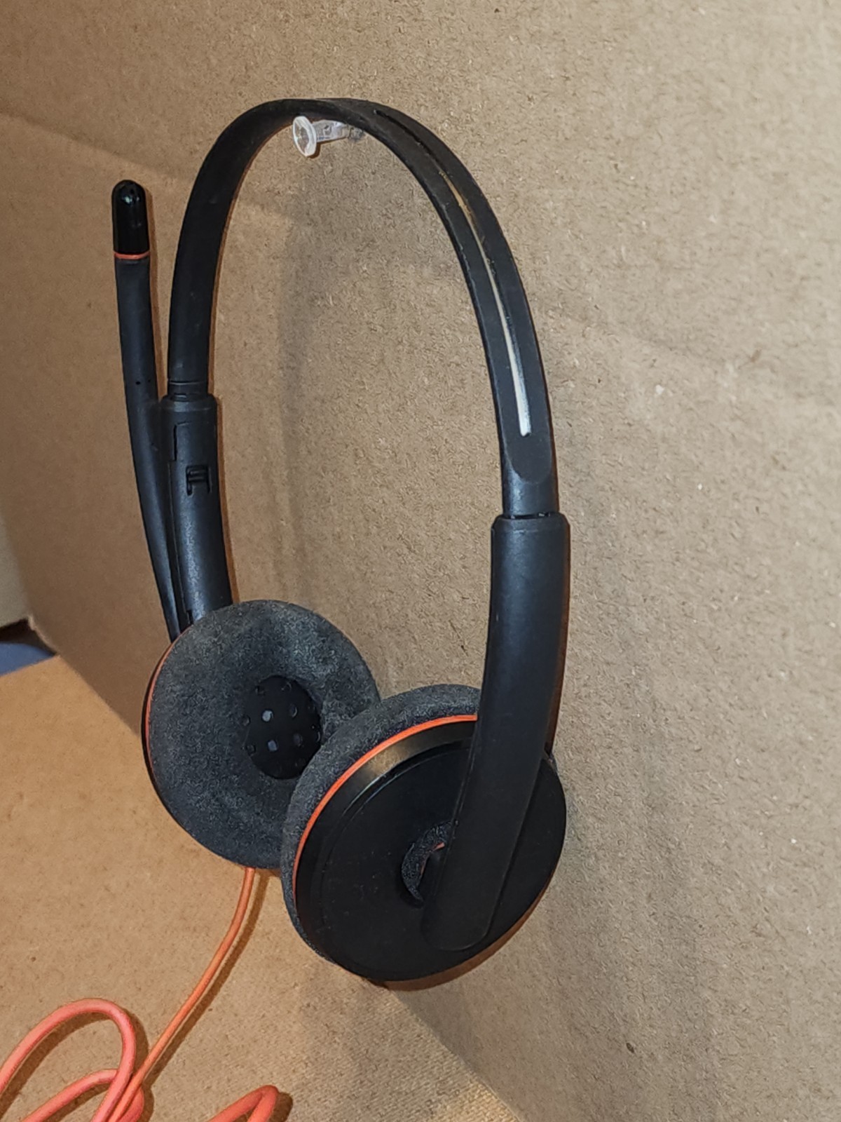 Plantronics Blackwire C3220 USB Headset Over-the-Ear Noise Canceling w/ Controls
