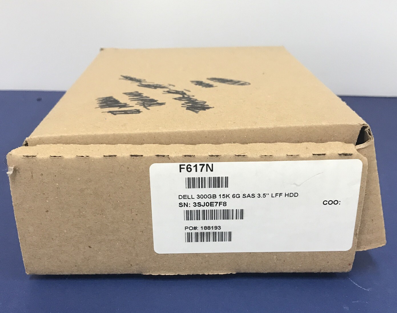 *LOT OF 2* 3.5″ 0F238F-300GB-15K 6G SAS LFF HDD CADDY DELL, INC POWEREDGE