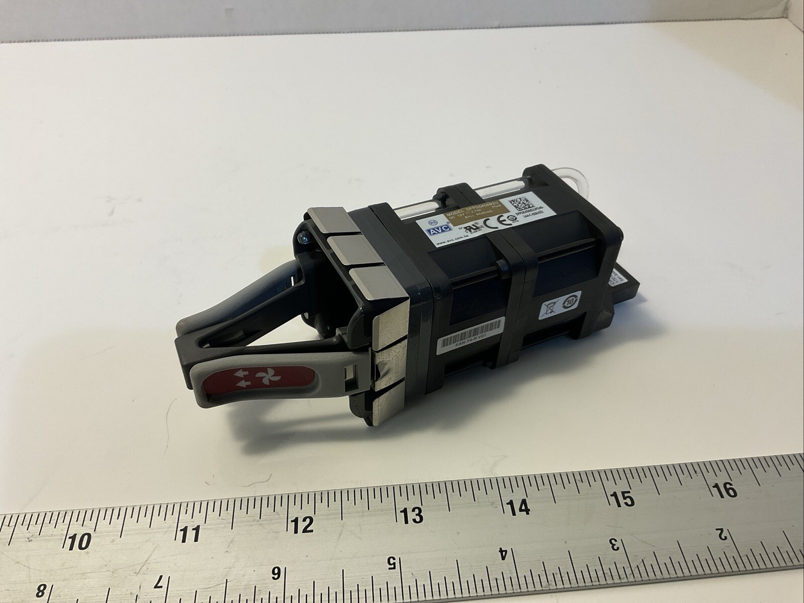 Cisco 9500-40X-E Fan Model DFPD0456B2U Tested Working 12V DC 2.76A