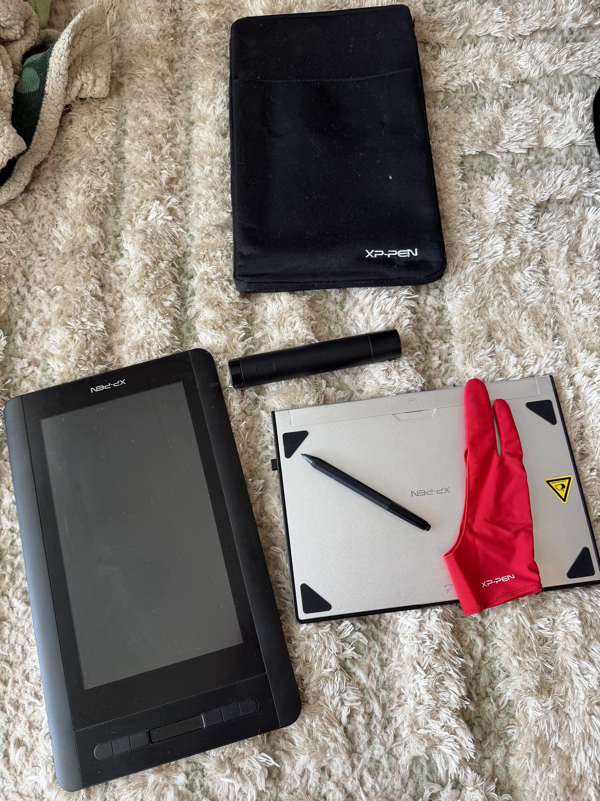 Xp-pen Graphics Pen Display Tablet With Pen Glove Sleeve MPN A112A6624180E2
