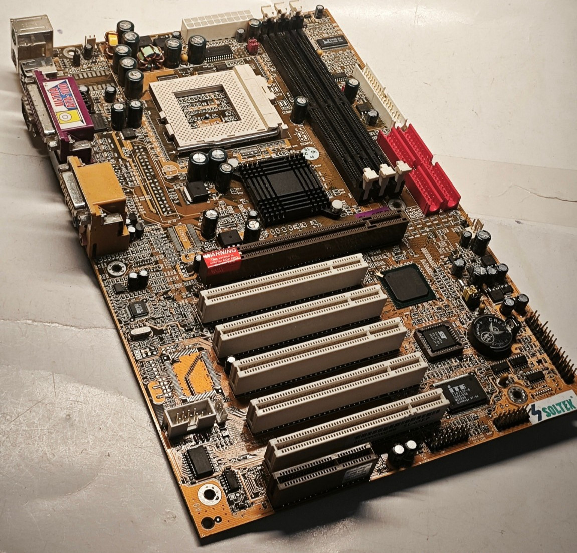Socket 370 *Coppermine Overclocking* with AGP Pro Soltek SL-65EP + CPU & 128 MB