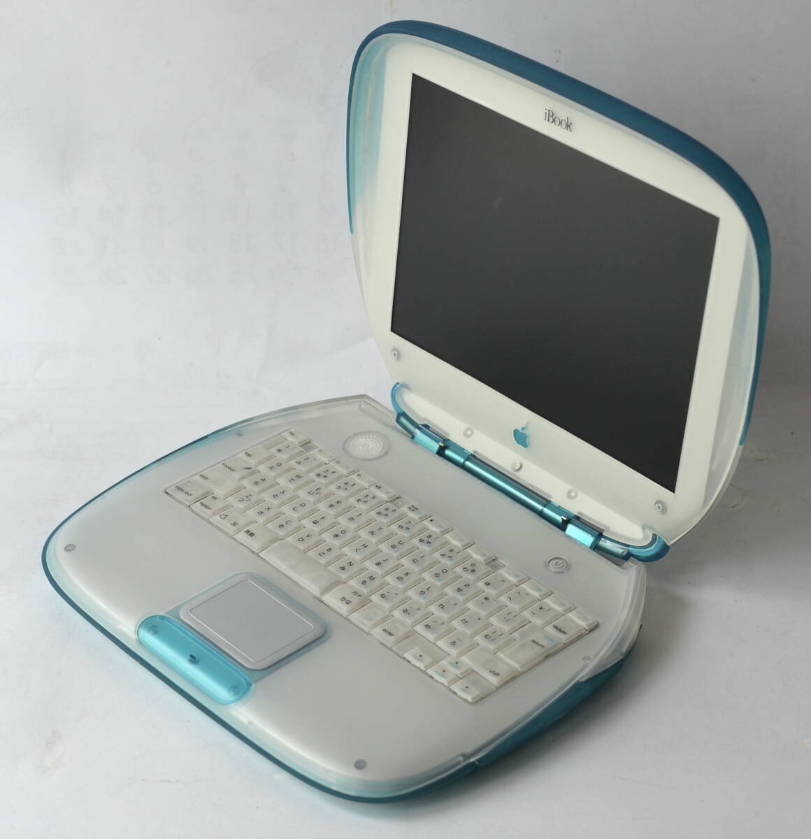 Apple iBook G3 Clamshell Blueberry 300MHz CD Laptop Vintage Mac Computer M6411