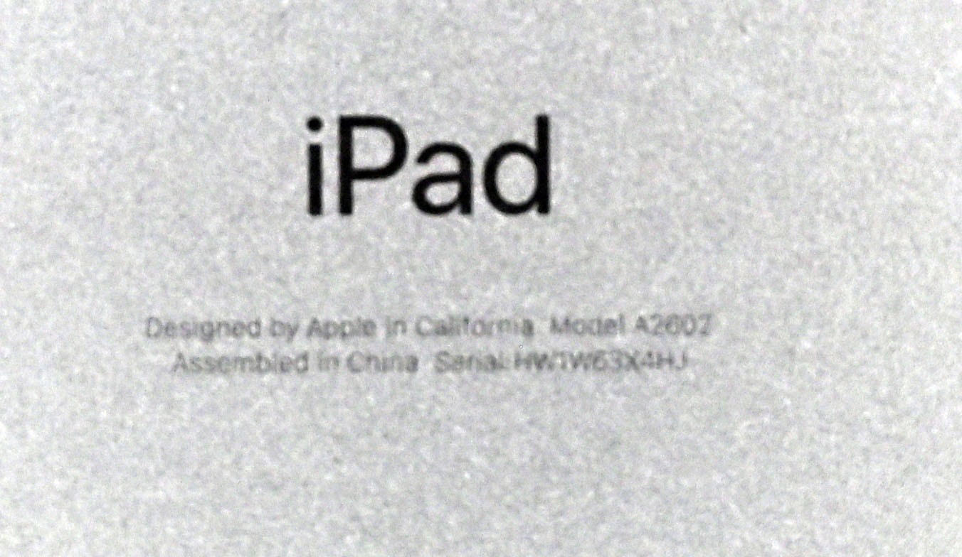 Apple ipad A2606 (MK2K3LL/A) (9th Gen) 64GB