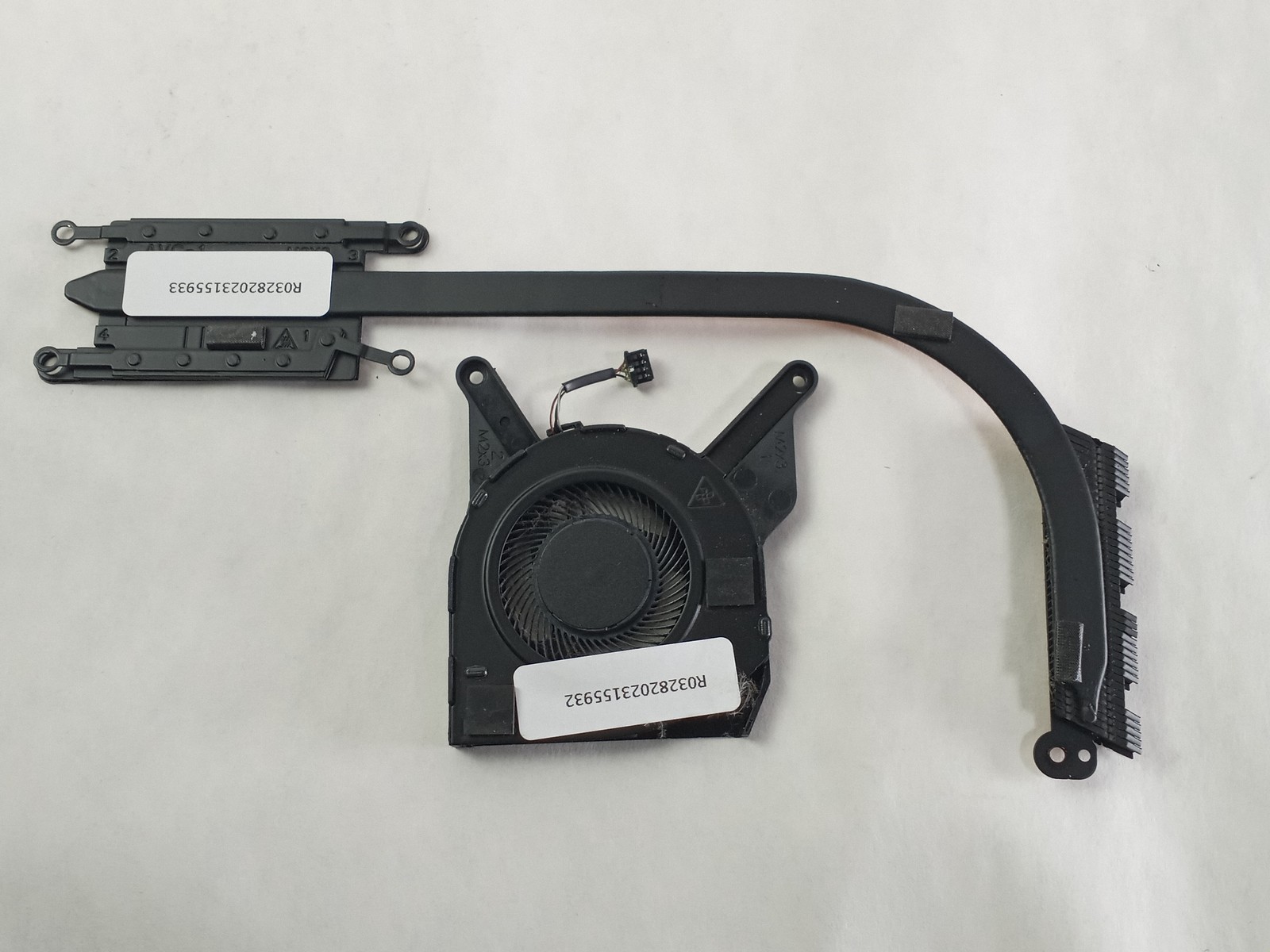 Dell Latitude 5400 4-Pin BGA 1528 CPU Fan with Heatsink XYG4C MXH2W