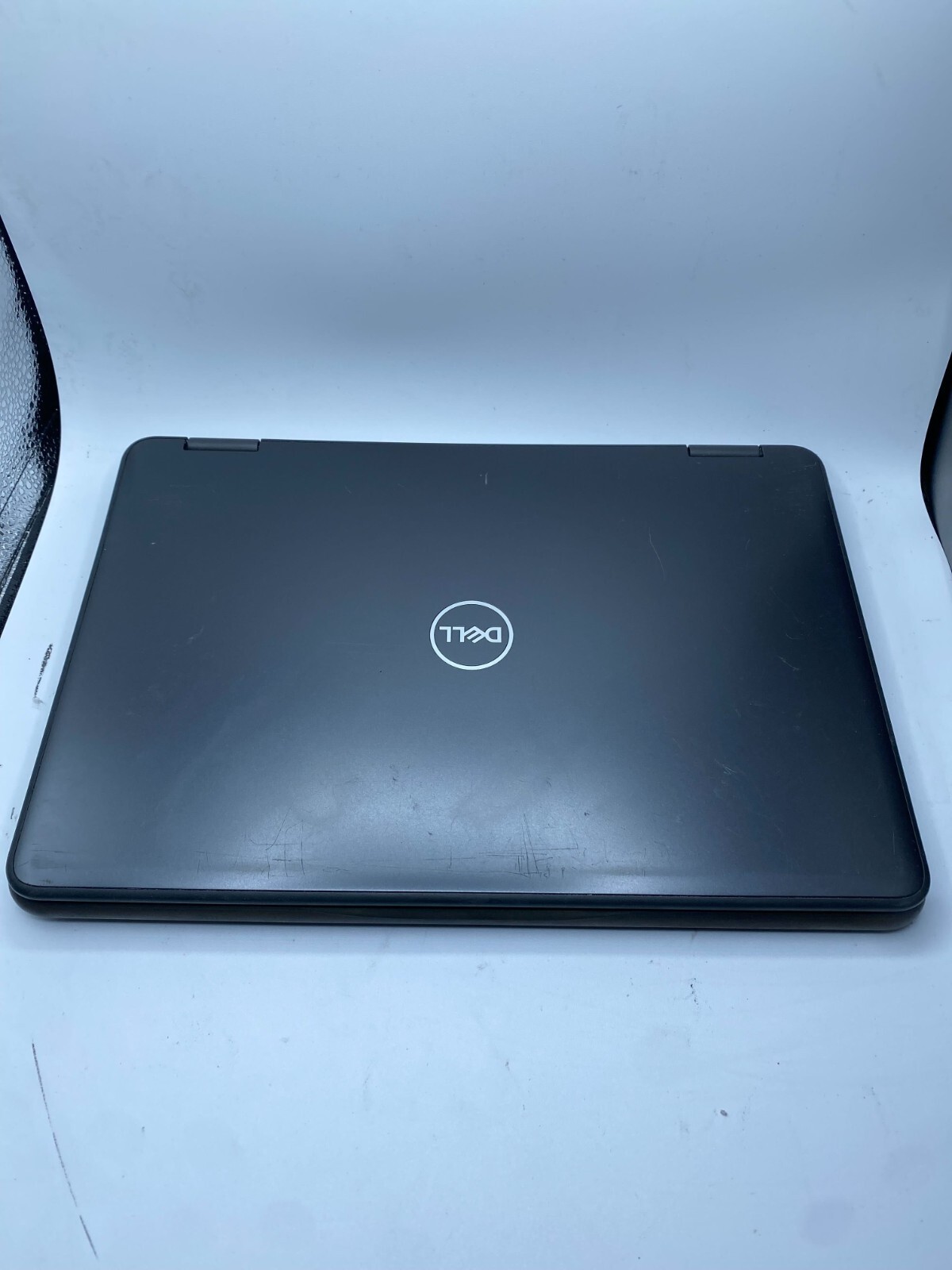 Dell Latitude 3190 2-IN-1 Pentium N5030 8GB RAM 256GB Windows 10 Pro, Works good