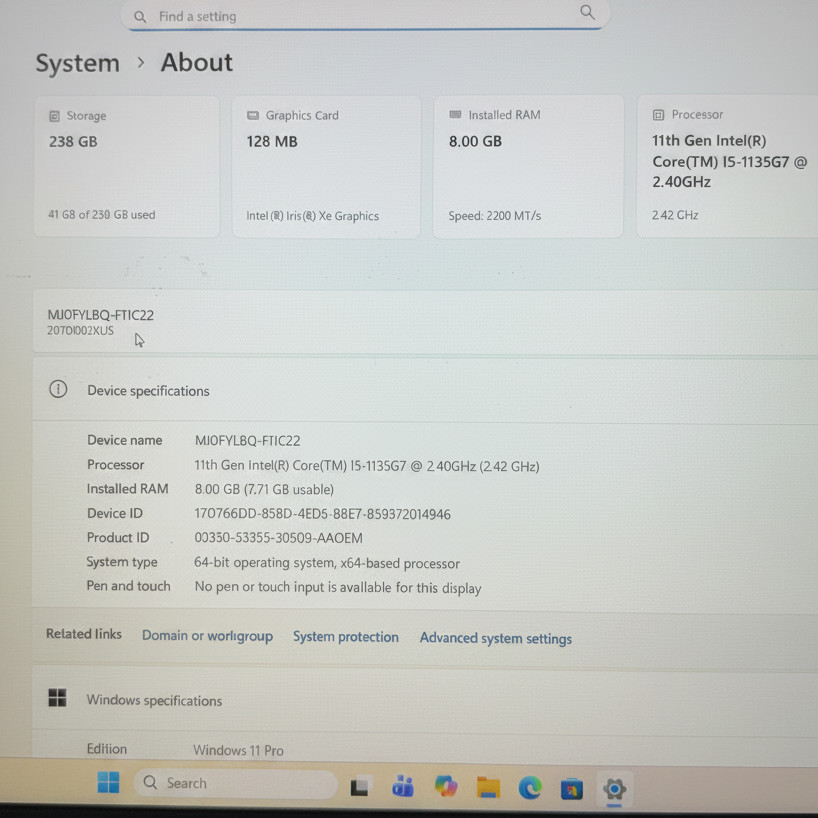 Lenovo ThinkPad E15 Gen 2 15.6″ i5-1135G7 8GB RAM 256GB SSD Win 11 Pro
