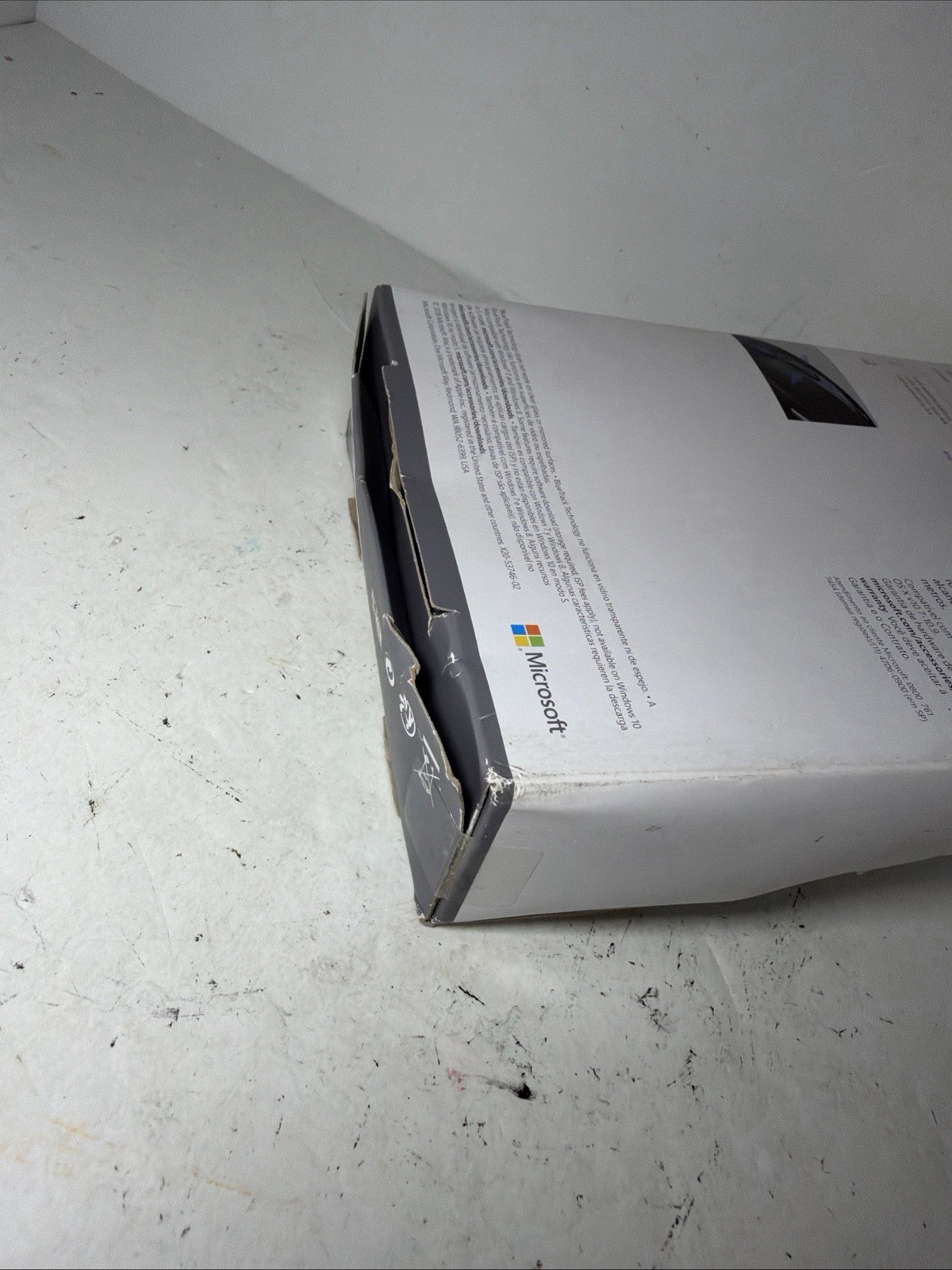 Microsoft Wireless BlueTrack Mobile Mouse 4000 NEW SEALED Black Model 1383