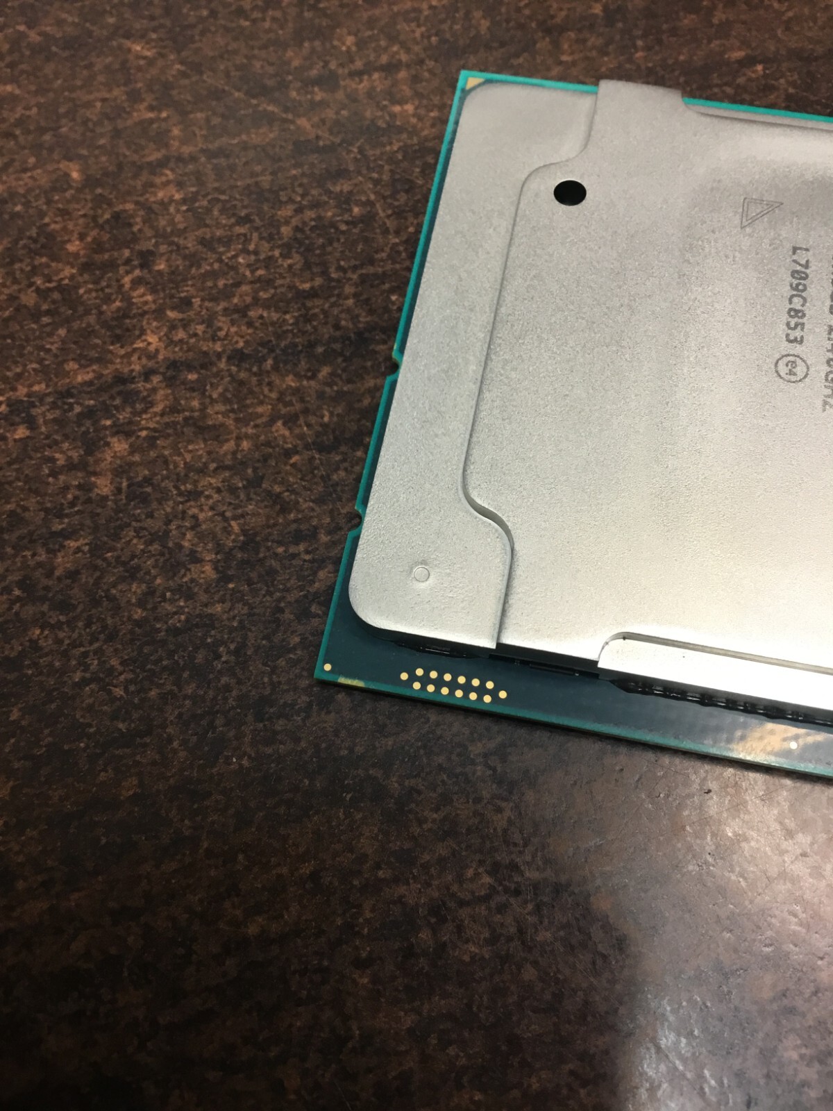SR3GB Intel Xeon Gold 5115 Processor 13.75M Cache, 2.40 GHz CPU CD8067303535601