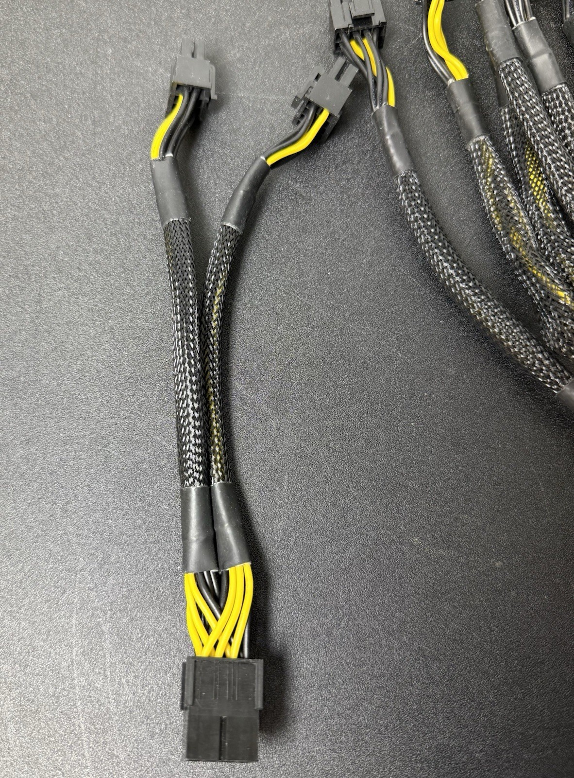 8 pin to Dual 6+2 pin PCI-E Power Cable Splitter 18 AWG – 5 Pack Bundle 2C4