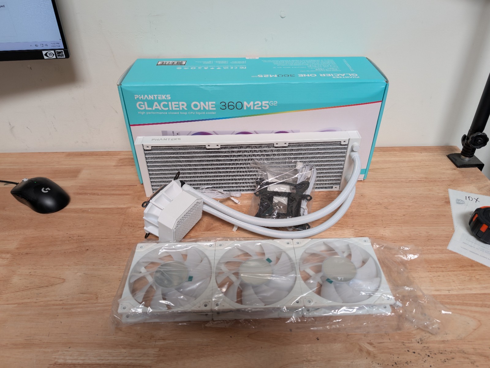 Phanteks Glacier One 360M25 G2 AIO Liquid CPU Cooler, White, RGB Pump Cap Design