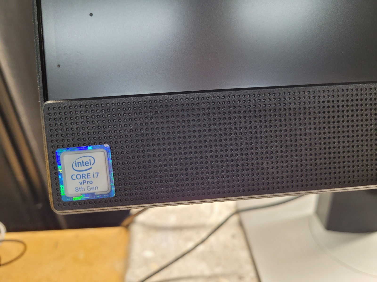 Dell Optiplex 7460 AIO Intel Core i7-8700 3.20GHz 16GB Ram 240GB SSD Wi-Fi USB-C