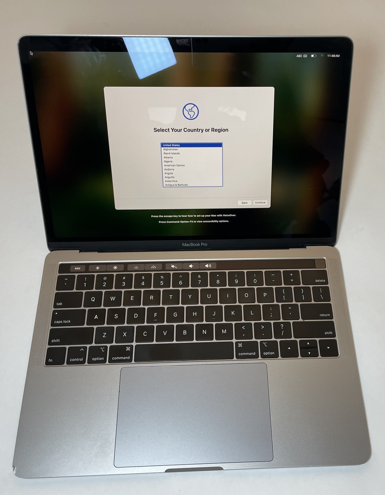 APPLE MacBook Pro A1989 2018 13″ Core i7 8559U 16GB 512GB SSD Gray Sequoia