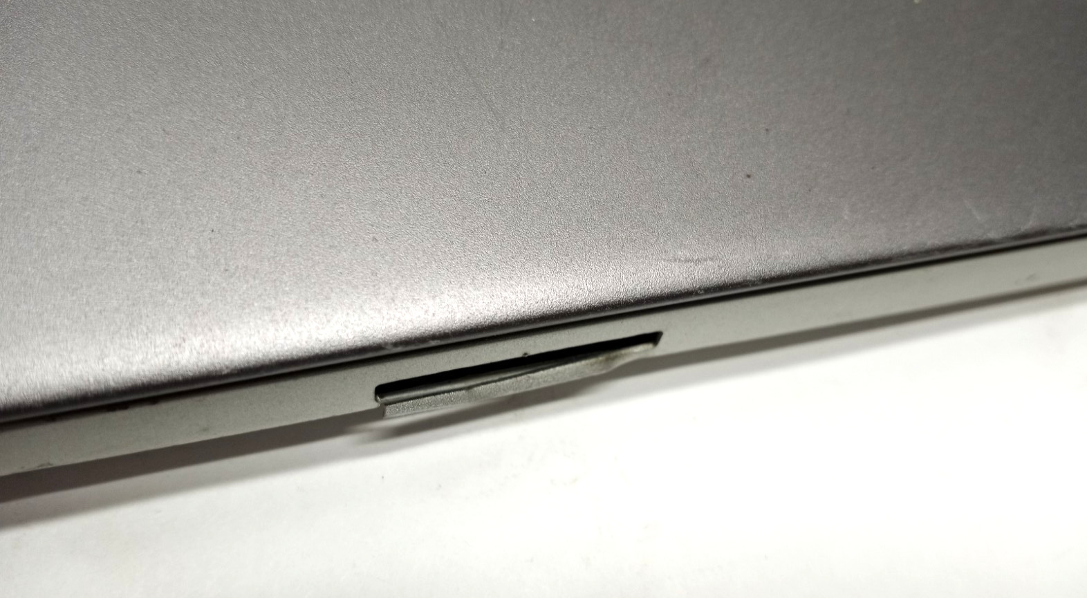 HP Pavilion 15-cs3xxx 15.6″ i7-1065G7@1.30 16GB RAM 256GB NVMe Win11Pro MC789*!