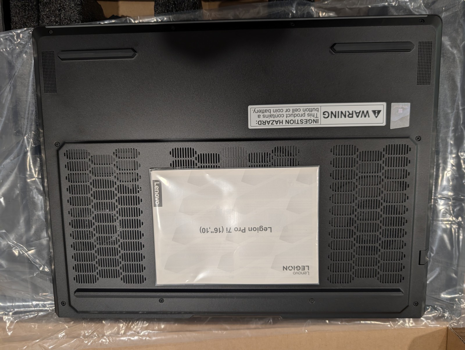 Lenovo Legion Pro 7i 16in Core Ultra 9 RTX 5080 32GB 2TB SSD W11H