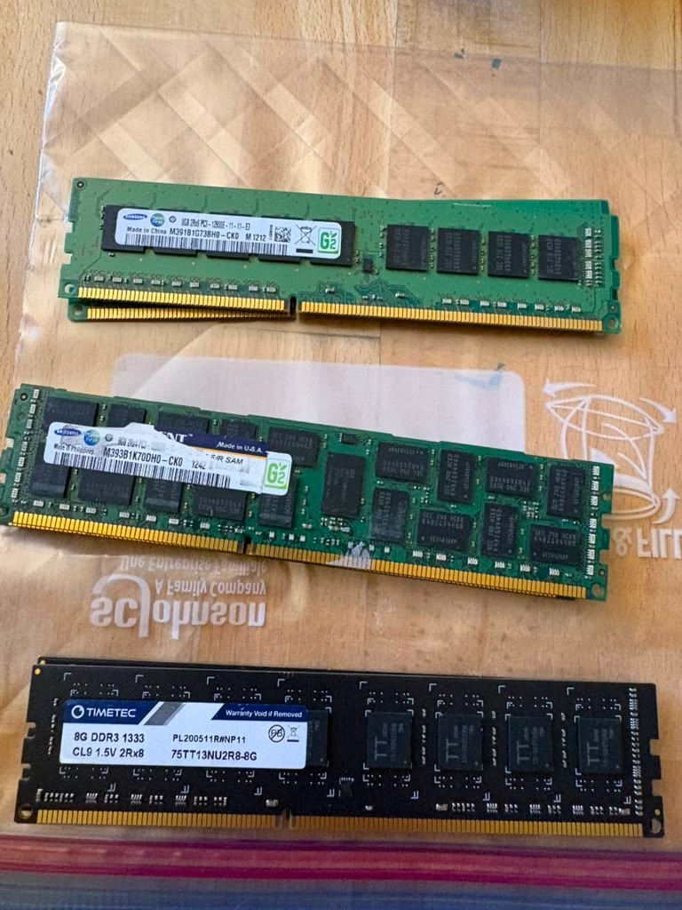 1TB Lot 134x 8GB DDR3 ECC REG Server RAM PC3-10600R 12800R 14900R Hynix Samsung
