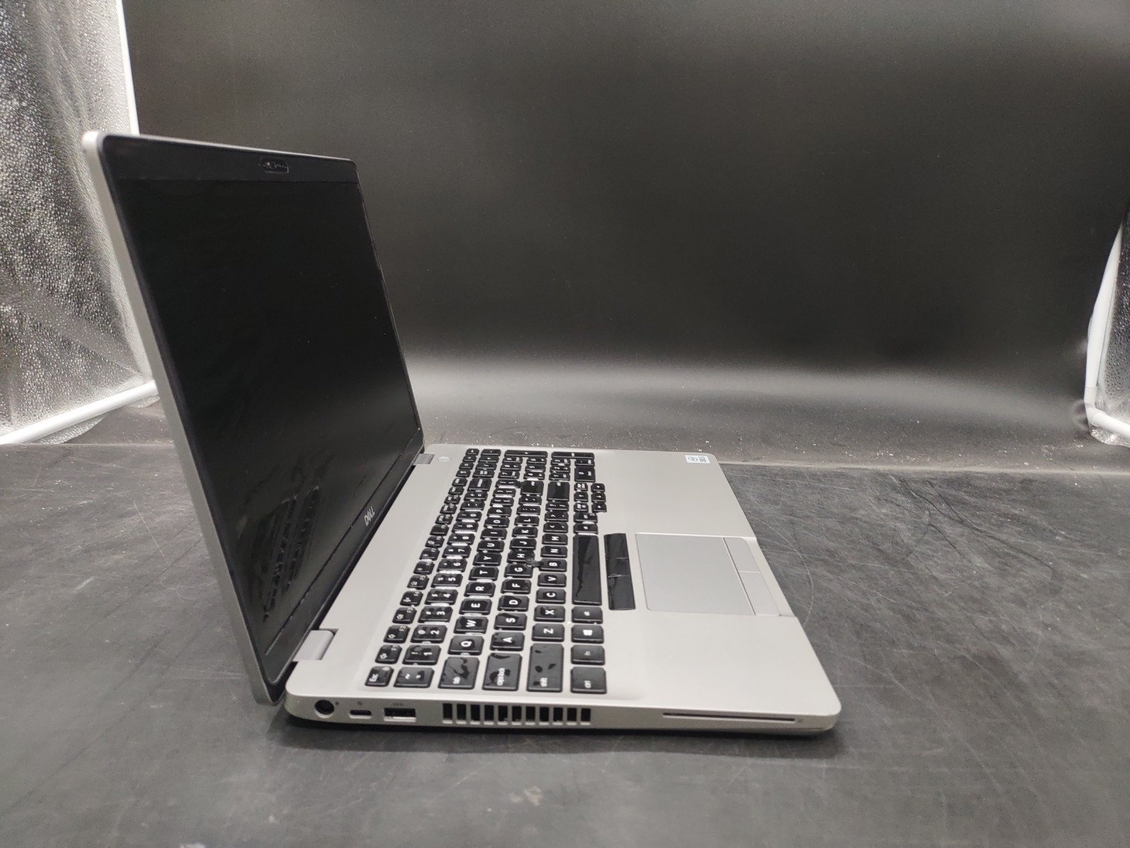 Dell Latitude 5510 i5 10210U @ 1.60GHz 16GB RAM 256GB NVME NO OS