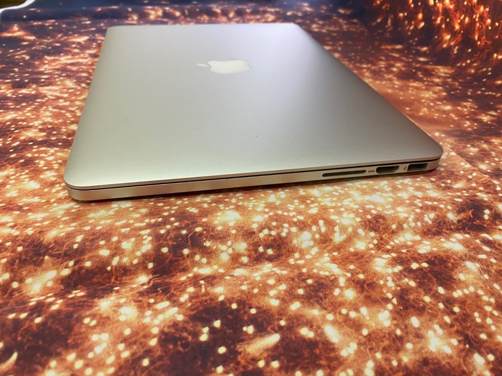Apple MacBook Pro 13″ 2015 Retina 2.7 Core i5 16GB RAM-512GB SSD. Nice Condition