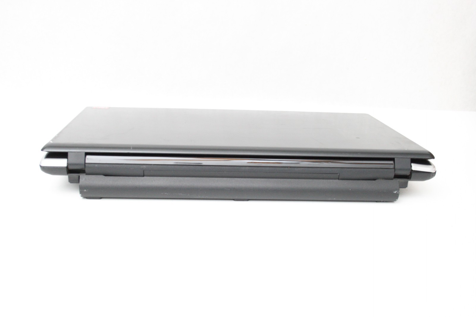 PlaidBook by DakTech FX720/720DX 17.4in iLaptop i7-2620M 8GB RAM 128GB SSD