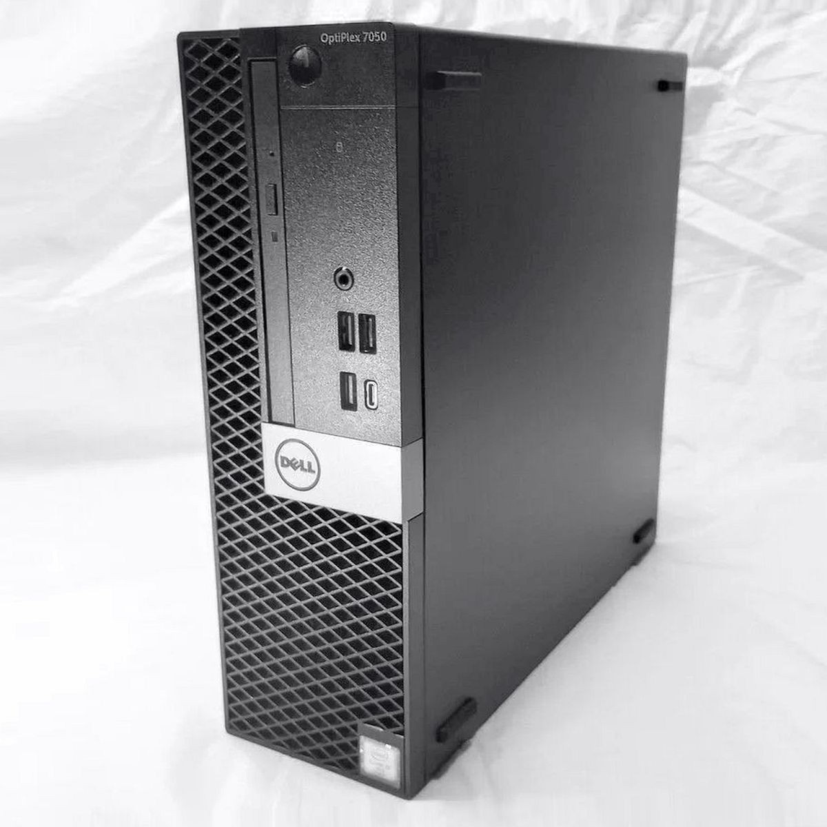 Dell PC Intel Core i7 UP to 4.0 GHz. 16GB, 1TB HDD & 256GB SSD AMD Radeon WiFi